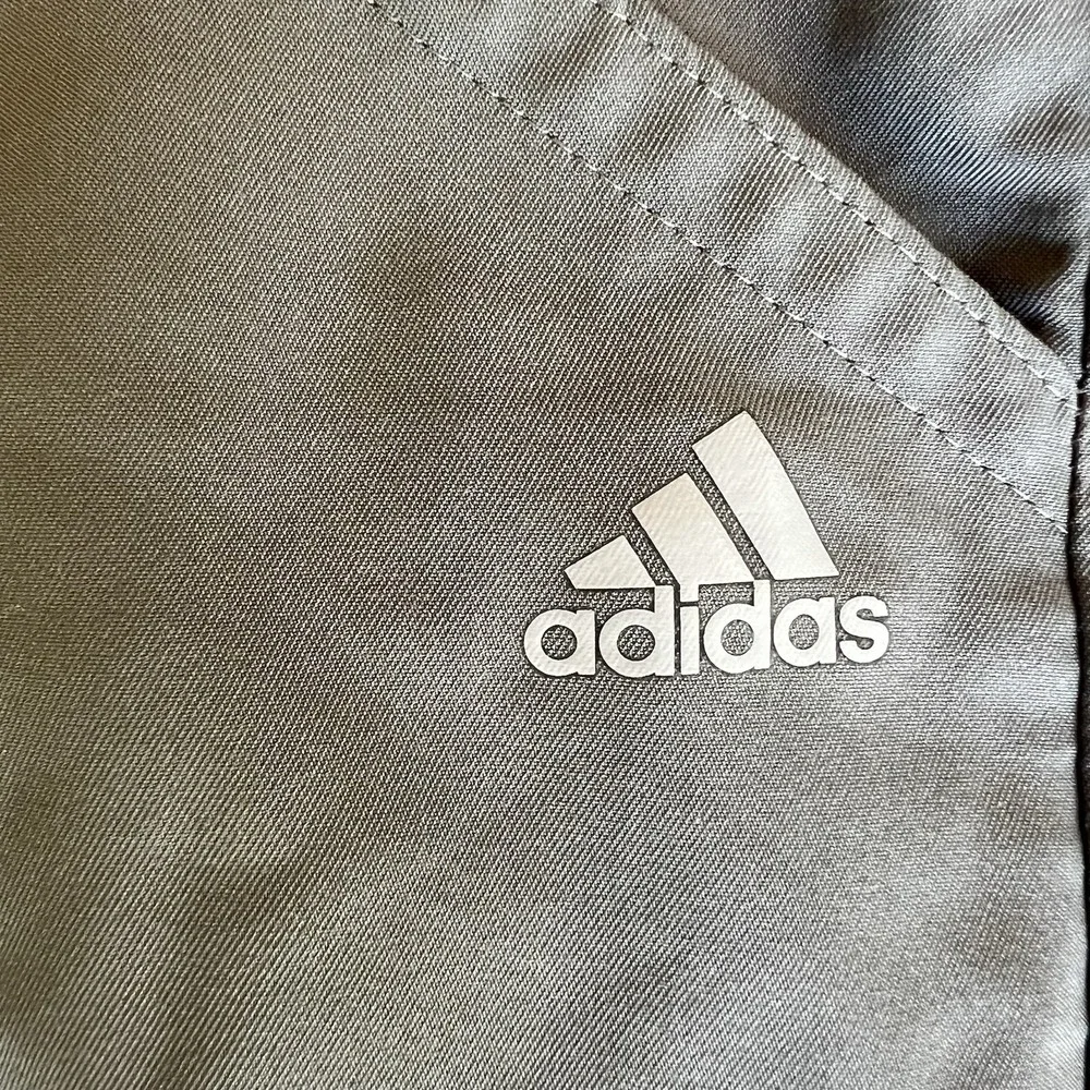 Adidas Golf Shorts Mens 40 Gray Performance Flat Front Activewear Casual Pockets